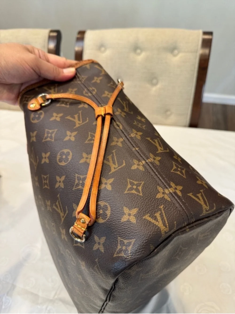 Authentic Louis Vuitton Neverfull MM bag with pink interior - Picture 3 of 14